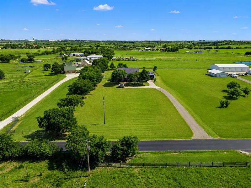 3817 Ganzer Road W, Denton TX 76207 - Photo 22