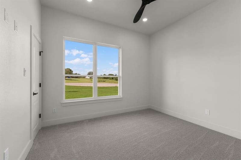 508 Ashlow Court, Springtown TX 76082 - Photo 12