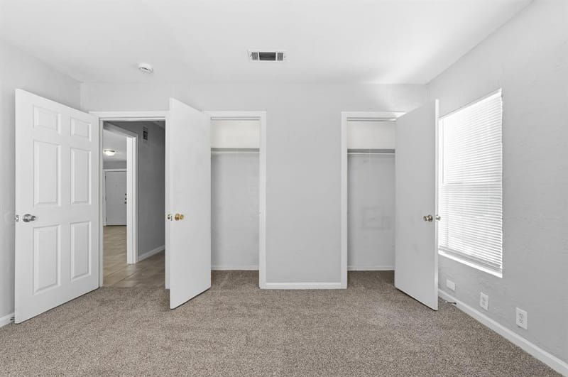 2663 Burton Avenue, Fort Worth TX 76105 - Photo 17