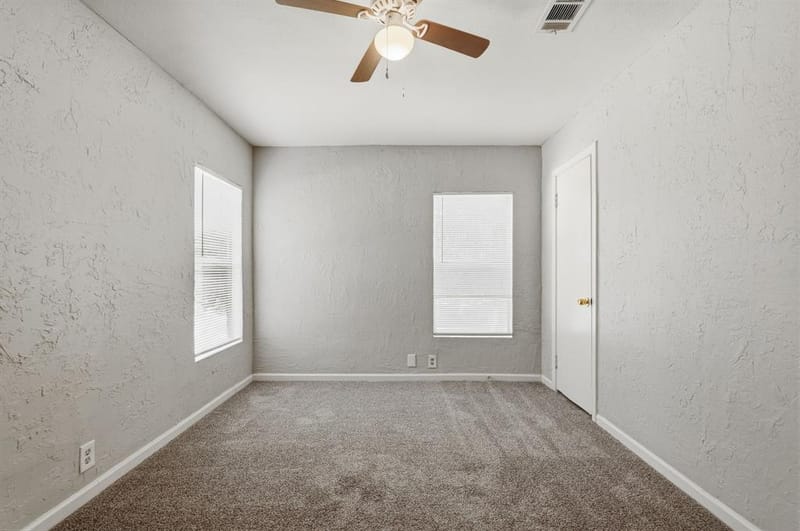 2663 Burton Avenue, Fort Worth TX 76105 - Photo 18
