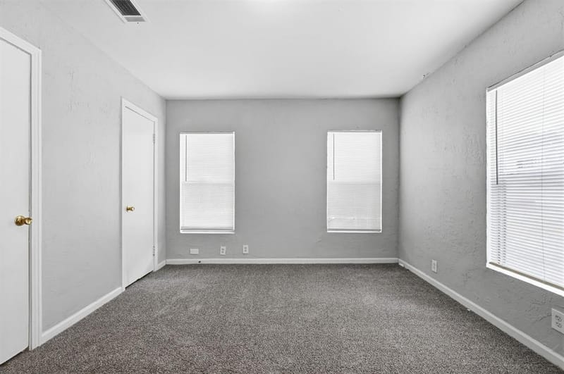 2663 Burton Avenue, Fort Worth TX 76105 - Photo 15
