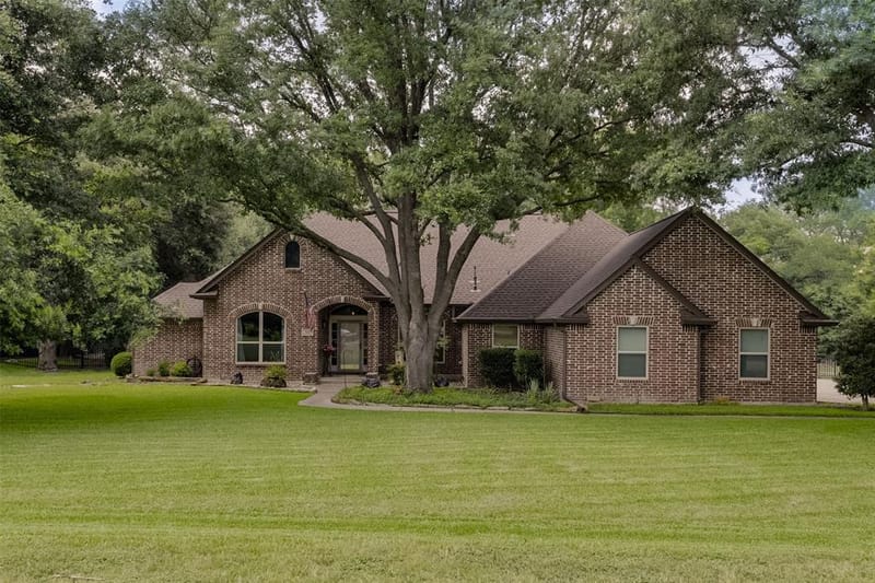 515 Seneca Drive, Waxahachie TX 75165