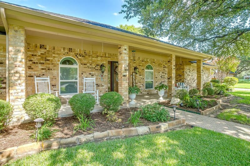 922 Highland Drive, Cleburne TX 76033 - Photo 7