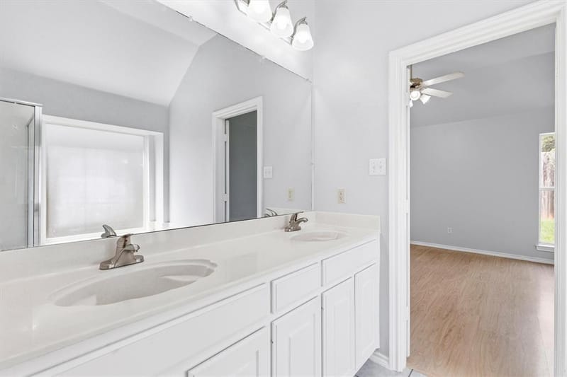 12601 Red Cedar Drive, Fort Worth TX 76040 - Photo 16