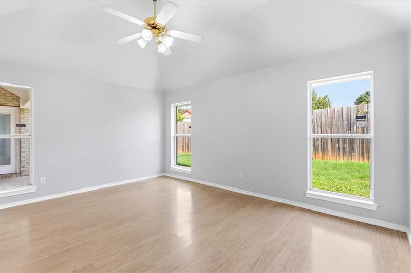 12601 Red Cedar Drive, Fort Worth TX 76040 - Photo 12