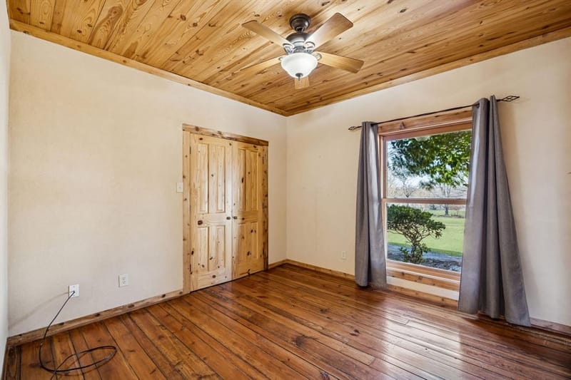 1922 A Bethel Cannon Road, Whitewright TX 75491 - Photo 18