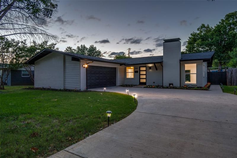 2909 Silverton Drive, Dallas TX 75229 - Photo 4