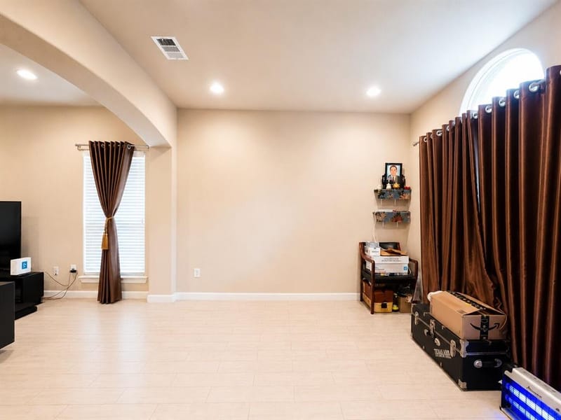 6802 Christina Lane, Garland TX 75043 - Photo 4