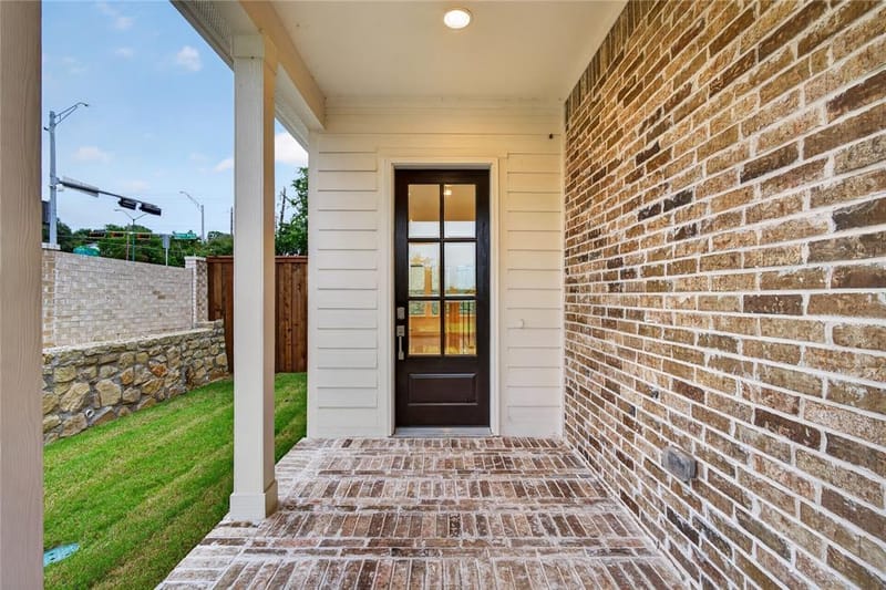 9676 Mav Lane, Dallas TX 75238 - Photo 2