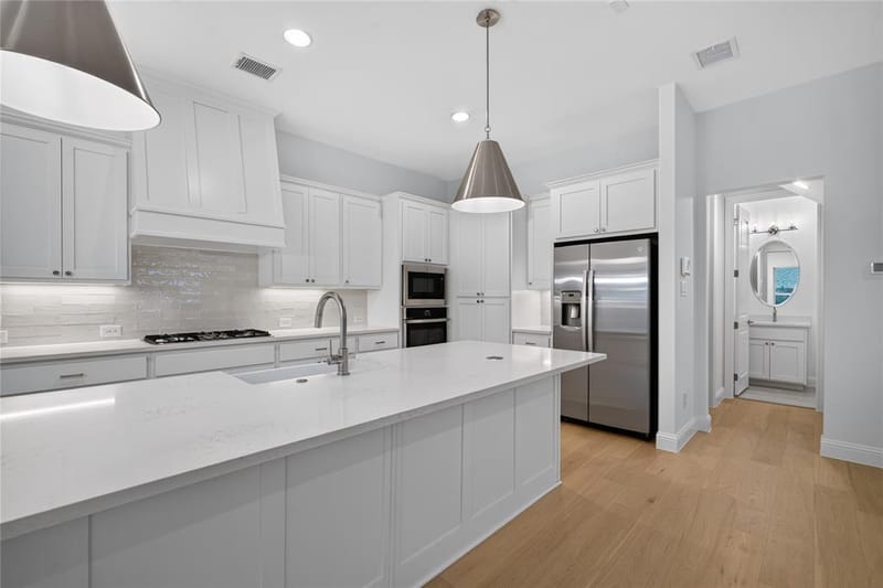 9676 Mav Lane, Dallas TX 75238 - Photo 10