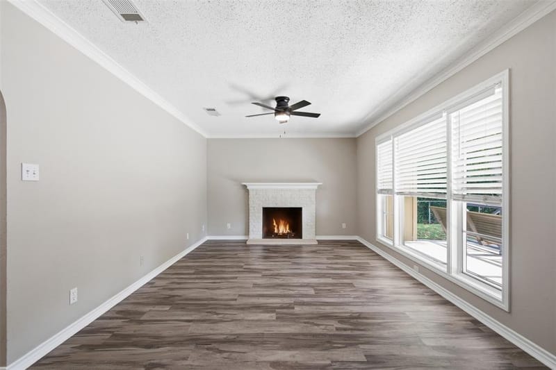 909 Keith Pumphrey Drive, River Oaks TX 76114 - Photo 6