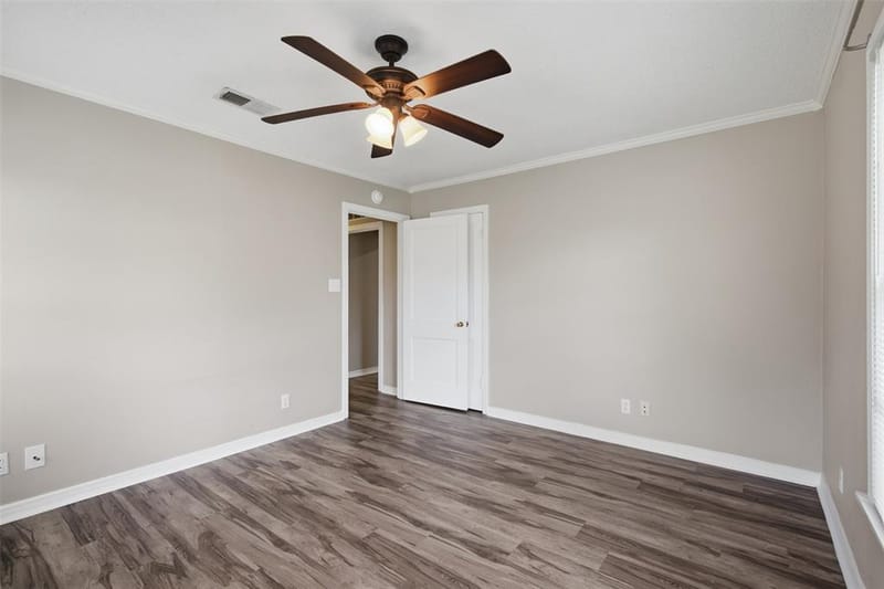 909 Keith Pumphrey Drive, River Oaks TX 76114 - Photo 17