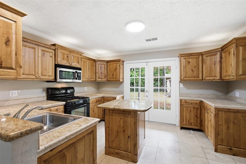 909 Keith Pumphrey Drive, River Oaks TX 76114 - Photo 12