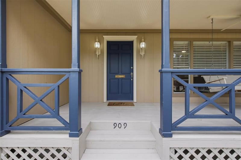 909 Keith Pumphrey Drive, River Oaks TX 76114 - Photo 3