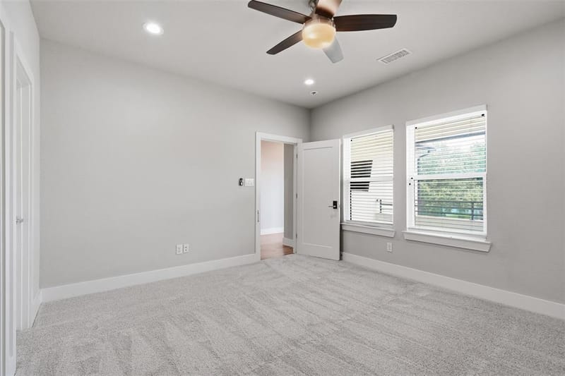 2732 Livingston Avenue, Fort Worth TX 76110 - Photo 24