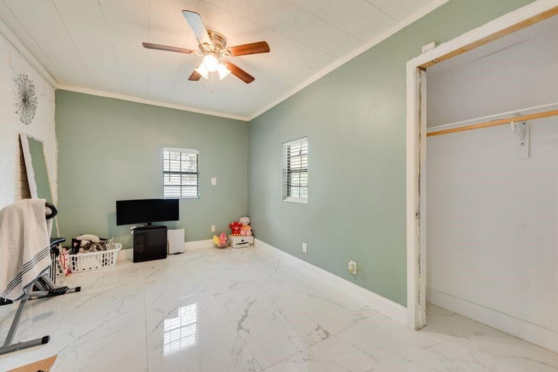 205 Freedom Lane, Arlington TX 76002 - Photo 14