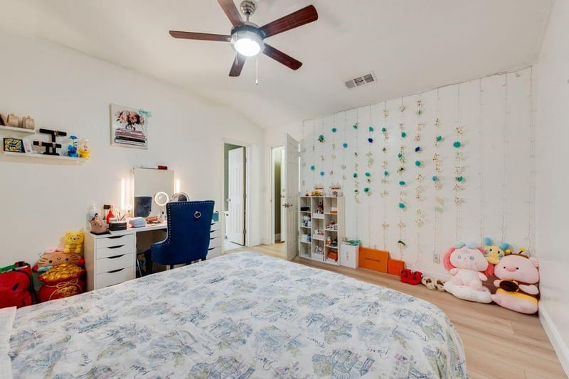 205 Freedom Lane, Arlington TX 76002 - Photo 11