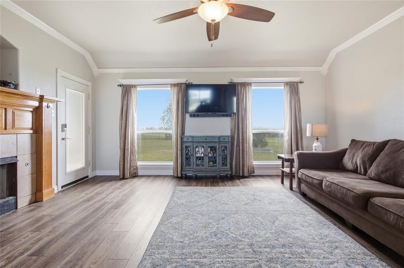 8116 Clearview Court, Cresson TX 76035 - Photo 12