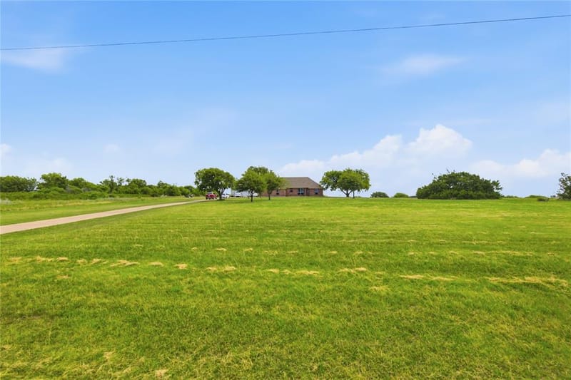 8116 Clearview Court, Cresson TX 76035 - Photo 4
