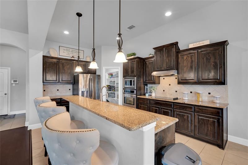 3226 Paisley Drive, Midlothian TX 76065 - Photo 7
