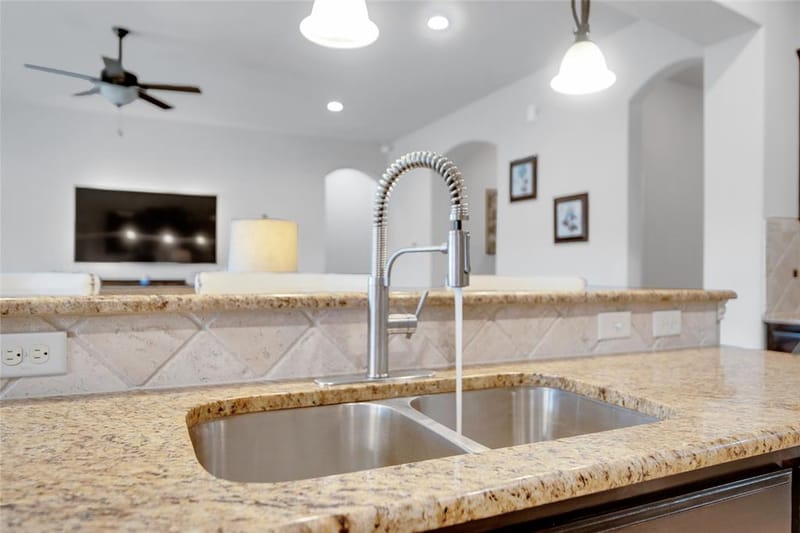 3226 Paisley Drive, Midlothian TX 76065 - Photo 9