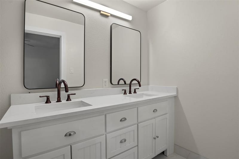 8117 Marvel Drive, Dallas TX 75217 - Photo 24