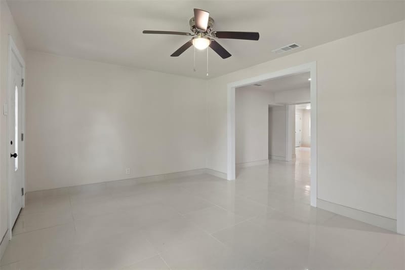 8117 Marvel Drive, Dallas TX 75217 - Photo 14