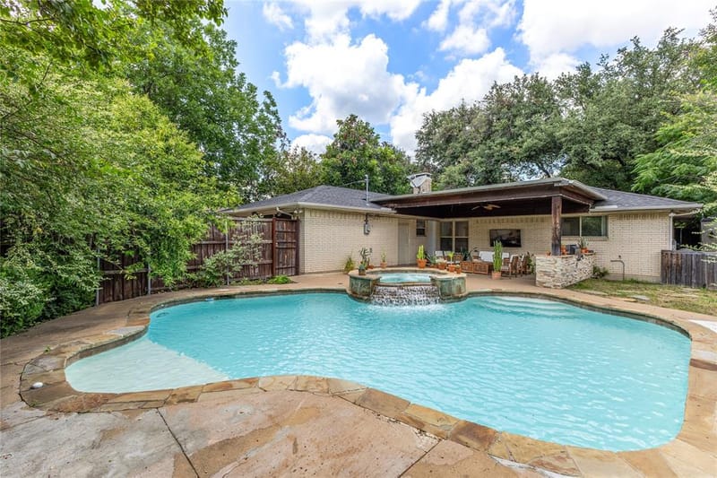 2304 babalos Lane, Dallas TX 75228 - Photo 12