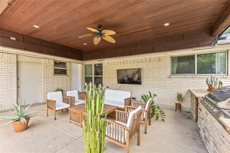 2304 babalos Lane, Dallas TX 75228 - Photo 11