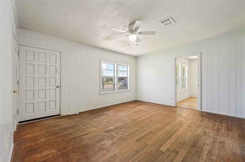 1814 Refinery Road, Gainesville TX 76240 - Photo 3