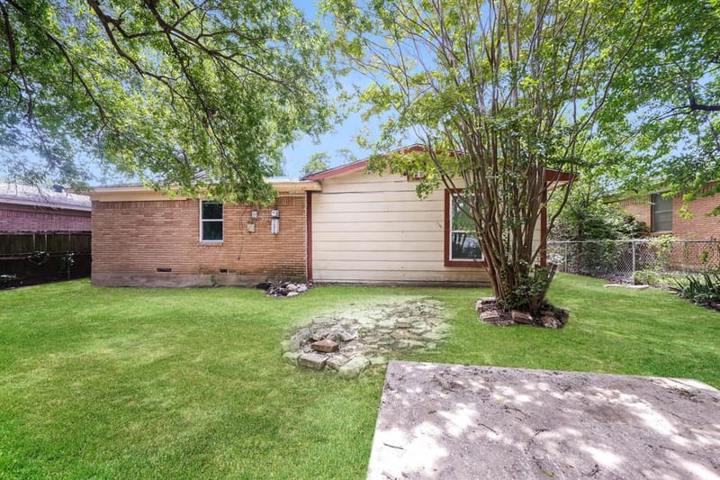 3408 Loganwood Drive, Dallas TX 75227 - Photo 20