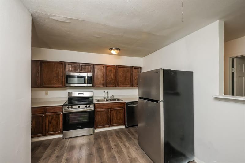3408 Loganwood Drive, Dallas TX 75227 - Photo 9