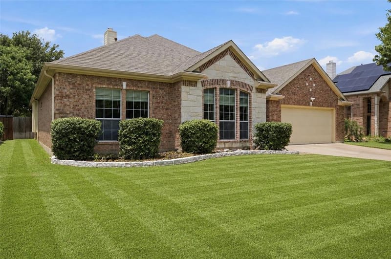 10 Saddlewood Court, Mansfield TX 76063 - Photo 2