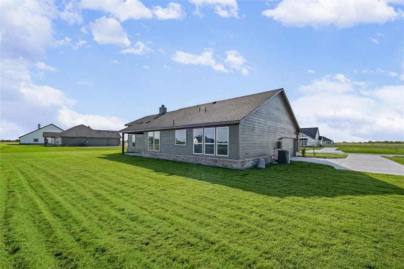 150 Sunny Side Road, Valley View TX 76272 - Photo 32