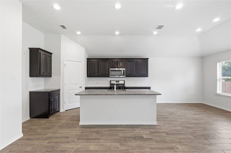 1836 Agarito Drive, Weatherford TX 76086 - Photo 6