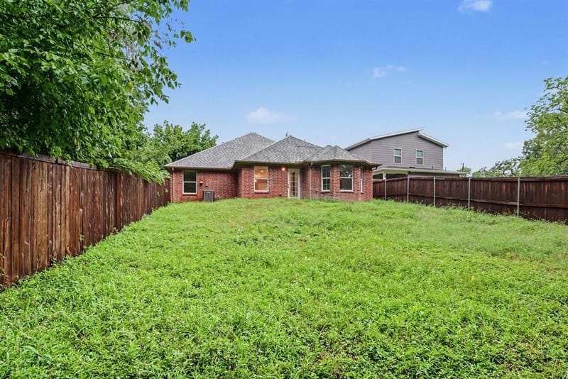 4519 Yancy Street, Dallas TX 75216 - Photo 22