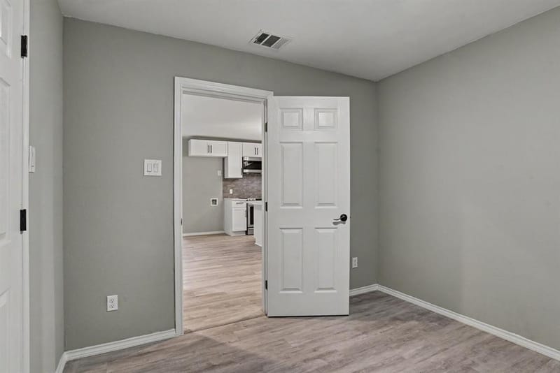 4519 Yancy Street, Dallas TX 75216 - Photo 19