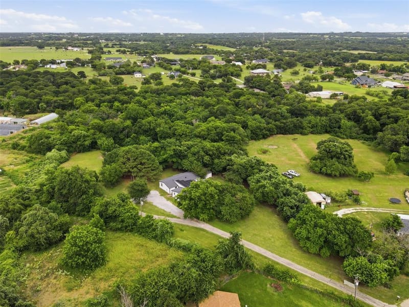 907 Quail Run, Cleburne TX 76031 - Photo 4