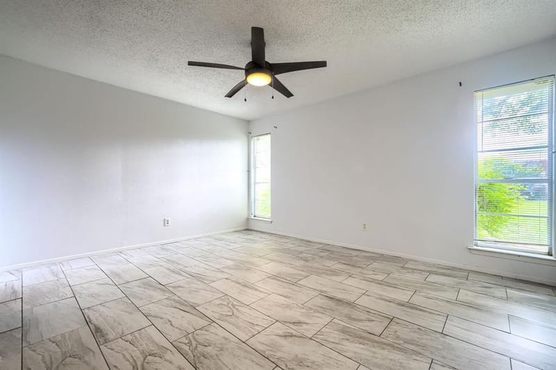 821 Prestwick Street, Bedford TX 76022 - Photo 17