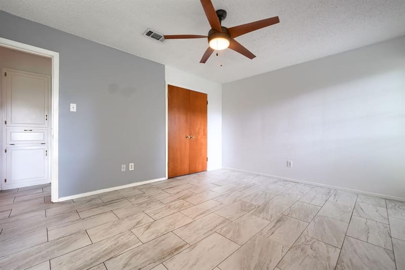 821 Prestwick Street, Bedford TX 76022 - Photo 18