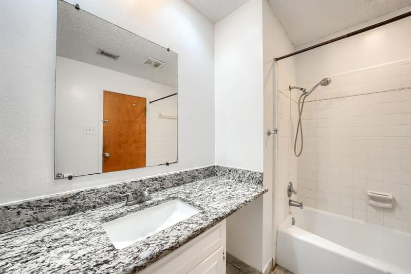 821 Prestwick Street, Bedford TX 76022 - Photo 15