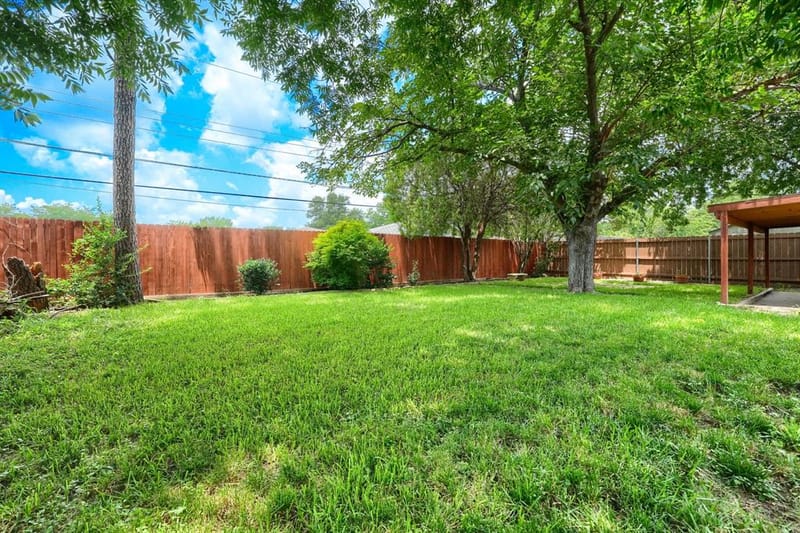 821 Prestwick Street, Bedford TX 76022 - Photo 25