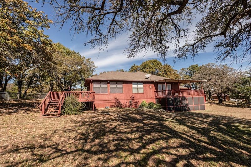 121 Fairway Drive, Nocona TX 76255 - Photo 34