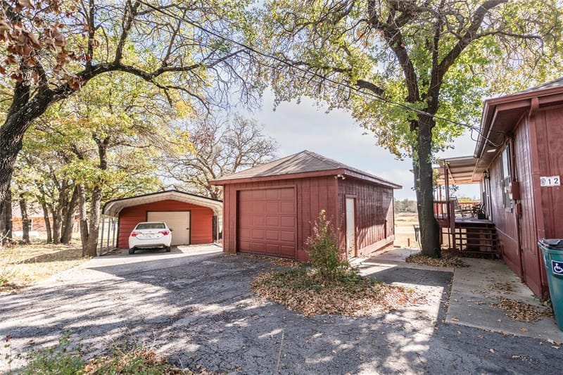 121 Fairway Drive, Nocona TX 76255 - Photo 4