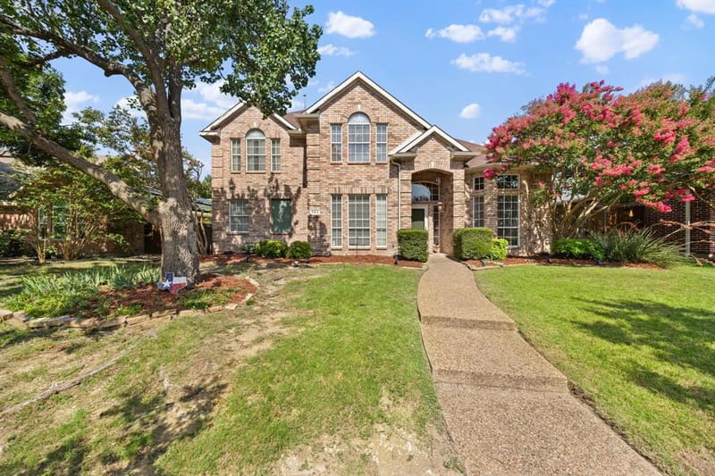 751 Yellowstone Drive, Allen TX 75002 - Photo 2