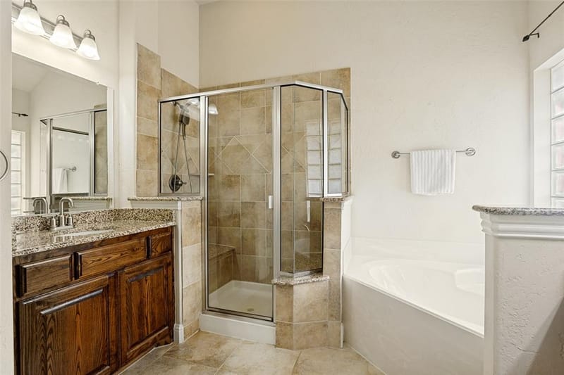 5529 Dearborn Lane, Garland TX 75040 - Photo 14