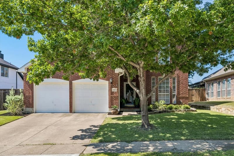 2321 Gatwick Court, Flower Mound TX 75028 - Photo 3