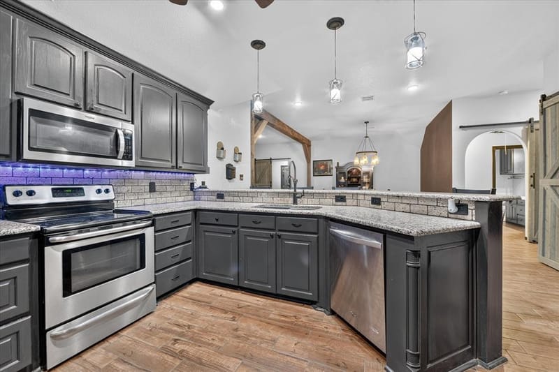 1017 County Road 3555, Paradise TX 76073 - Photo 6