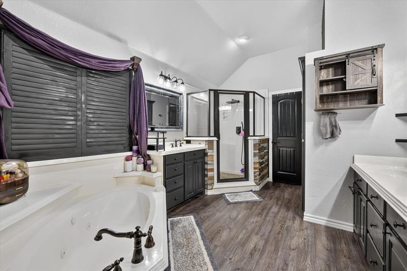 1017 County Road 3555, Paradise TX 76073 - Photo 17