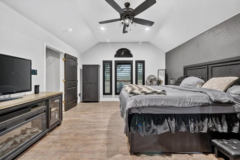 1017 County Road 3555, Paradise TX 76073 - Photo 16